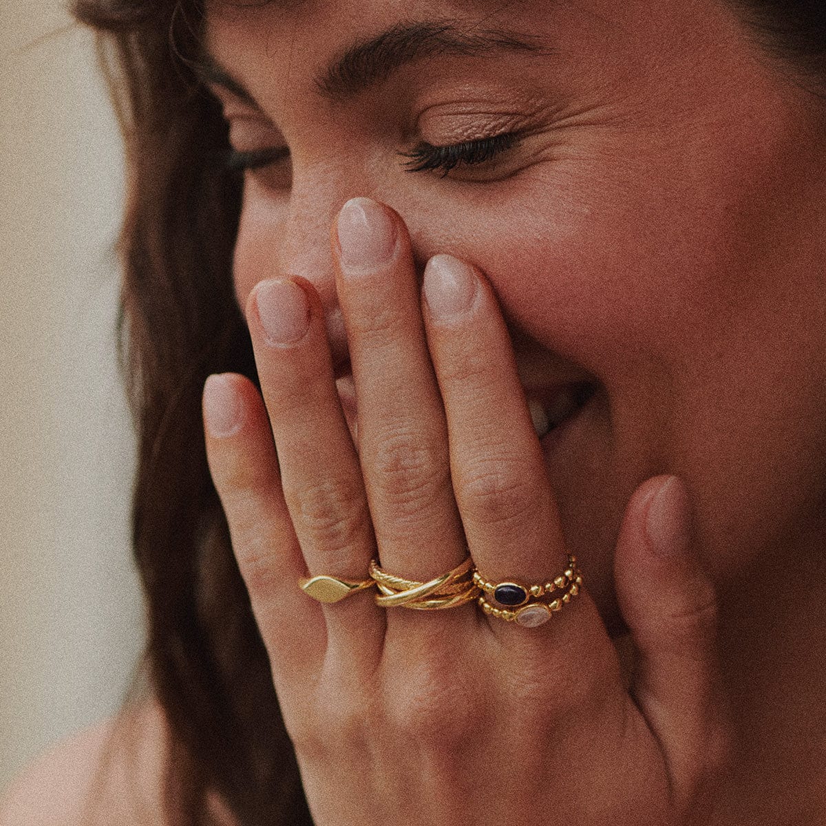 Healing Stone Bobble Ring 18ct Gold Plate